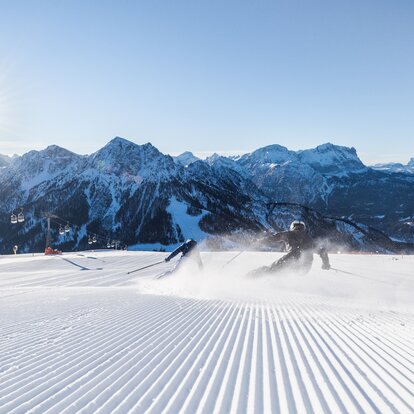 Zwei schnelle Skifahrer | © IDM Südtirol-Alto Adige/Harald Wisthaler