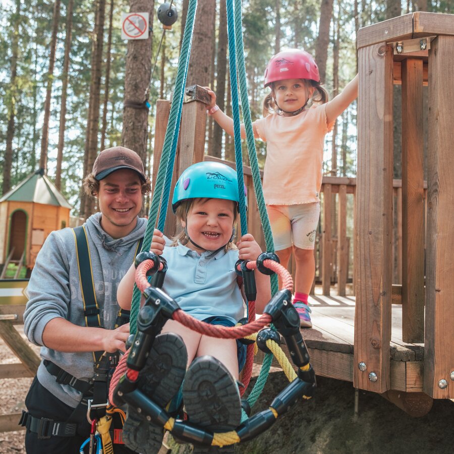 Children in the climbing garden | © HERB- Media vGmbH