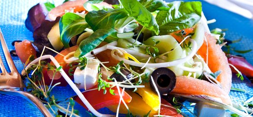 Frischer Salat mit Rucola | © Arnold Ritter