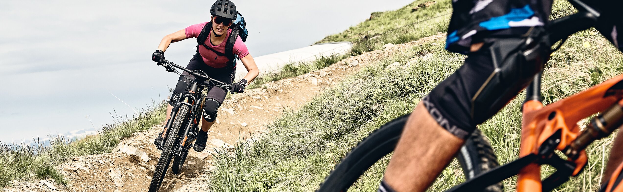 MTB on a steep downhill run | © Armin Walcher