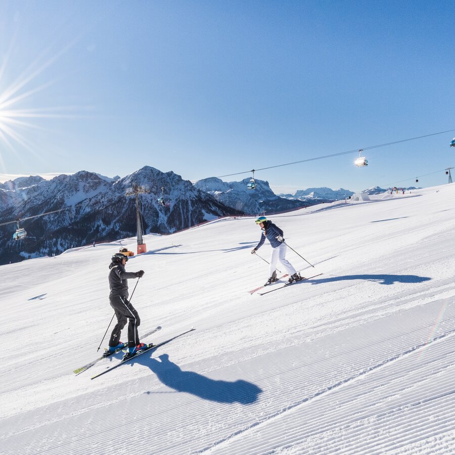 Couple skiing | © Harald Wisthaler